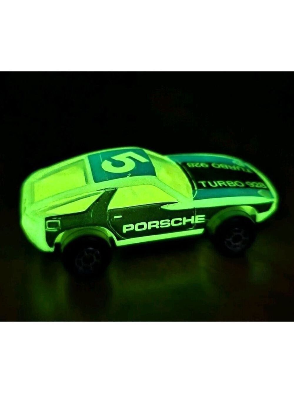 Matchbox Porsche Turbo 928 Dark Rider 1982 Lesney *Glow in the Dark Works!*